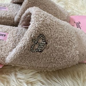 JUICY COUTURE WOMEN’S SLIPPER